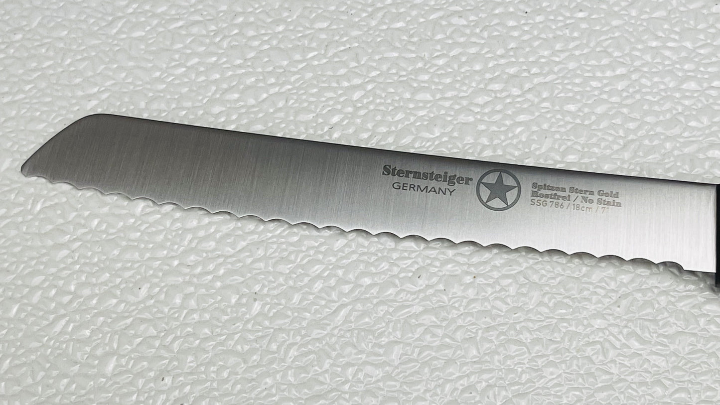 Sternsteiger bread knife with wooden handle
